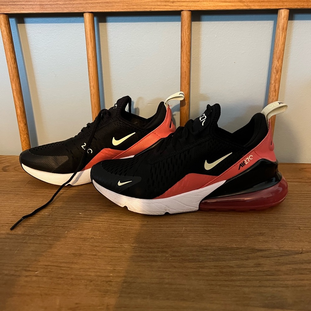 Nike Women’s Airmax 270